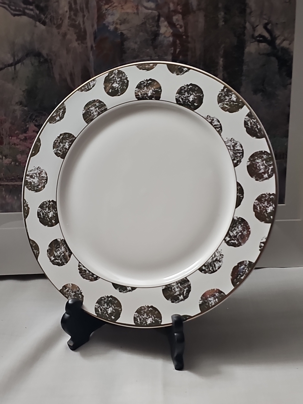 Grace White Fine Porcelain 10" Dinner Plate with Gold Dot Accent Rim